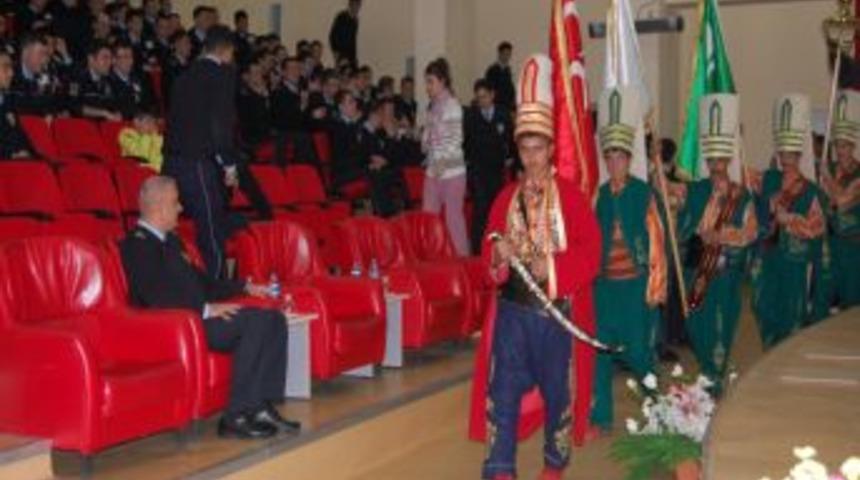 Bitlis PMYO'da dereceye giren &ouml;ğrencilere &ouml;d&uuml;lleri verildi