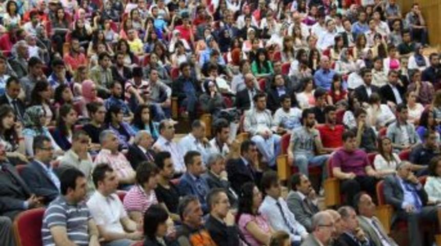 Niğde'de T&uuml;rk Tarihi Ve T&uuml;rk Jeopolitiğinin Geleceği Konulu Konferans