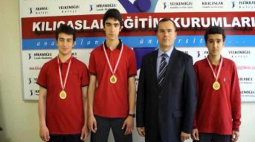 T&Uuml;BİTAK&rsquo;ın proje yarışmasında Kılı&ccedil;aslan Liseleri T&uuml;rkiye &uuml;&ccedil;&uuml;nc&uuml;s&uuml; oldu