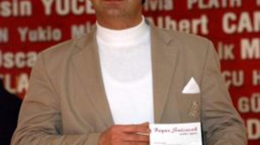 Annelere 'anneler G&uuml;n&uuml;'nde Kitap