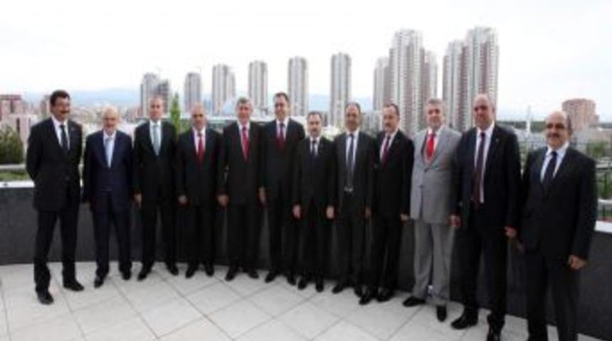 Tdbb'den T&uuml;rk - Kazak Dostluğuna Katkı