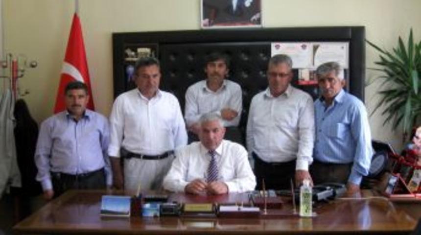 DP&rsquo;li belediye başkanı ve 5 meclis &uuml;yesi partilerinden istifa etti