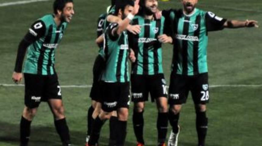 Denizlispor Ligi Galibiyetle Bitirmek İstiyor