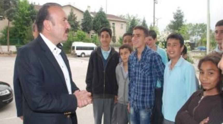 Başkan Doğan'dan &Ccedil;at Kapı Okul Ziyareti