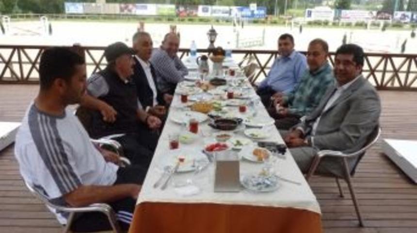 Adana Demirspor 'k&ouml;rfez'e Bileniyor