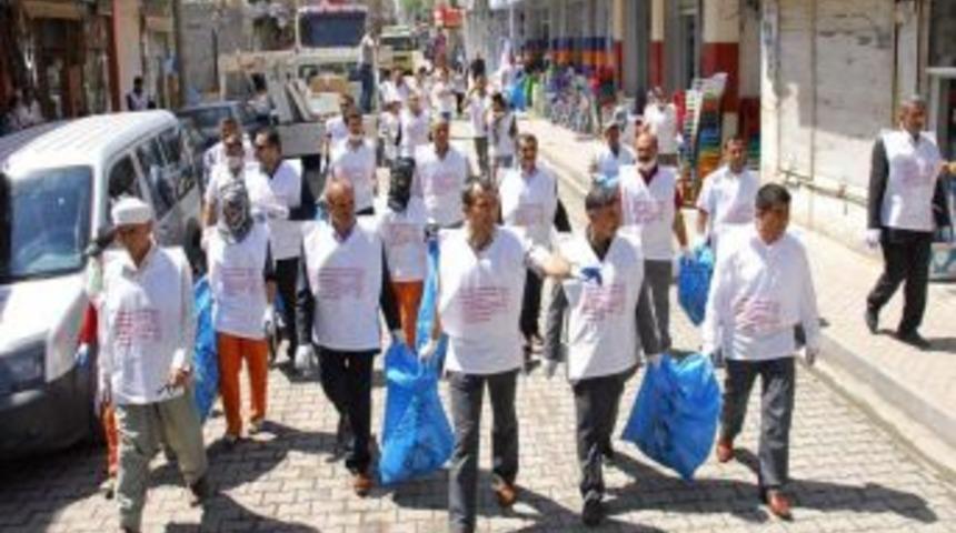 Cizre Belediyesi'nden Temizlik Kampanyası