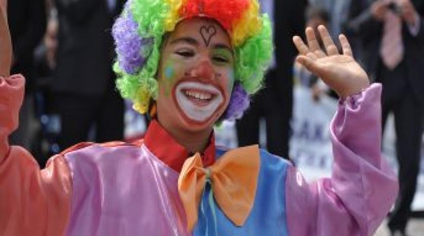 Engelliler Haftası&rsquo;nda engelli palya&ccedil;olar b&uuml;y&uuml;k ilgi g&ouml;rd&uuml;