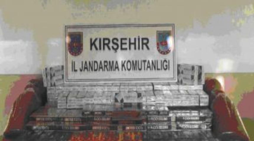 Jandarma 5 Bin 950 Paket Ka&ccedil;ak Sigara İle 36 Kilogram Ka&ccedil;ak T&uuml;t&uuml;ne El Koydu