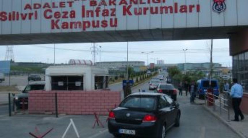 Sağlık Bakanı Akdağ Silivri Cezaevi'ne geldi