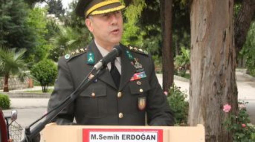 Engelli gen&ccedil;ler bir g&uuml;nl&uuml;k temsili askerlik yaptı