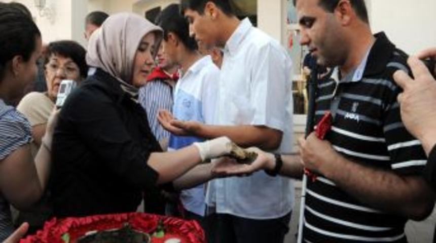 Temsilli askerlik yapacak engelli gen&ccedil;lere uğurlama t&ouml;reni