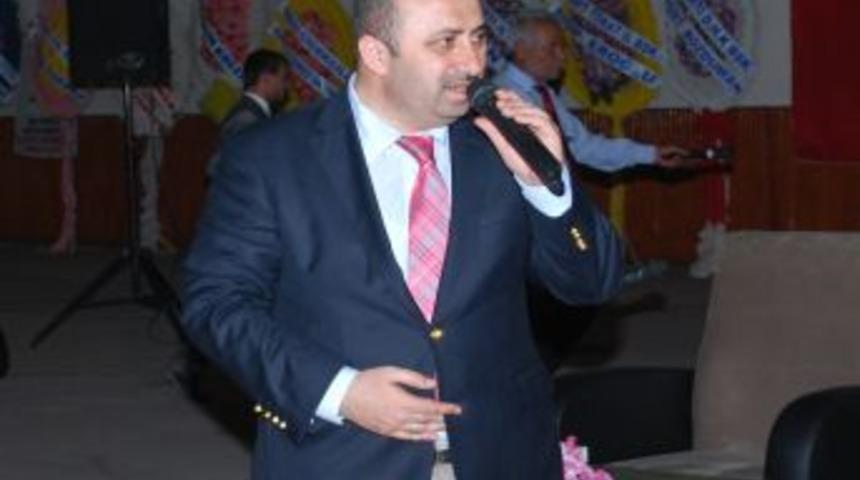 'Anneler G&uuml;n&uuml; bir g&uuml;ne sığdırılmamalı, yılın her g&uuml;n&uuml;nde anneler hatırlanmalı'