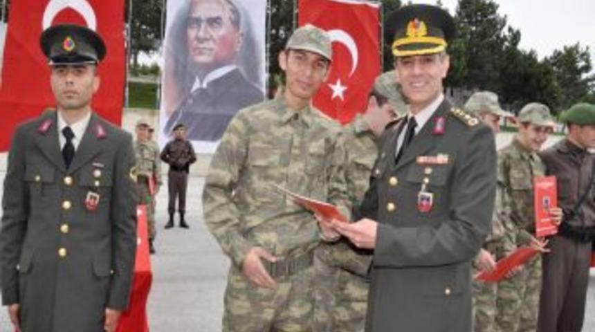 Yozgat&rsquo;ta 29 engelli bir g&uuml;nl&uuml;ğ&uuml;ne asker oldu