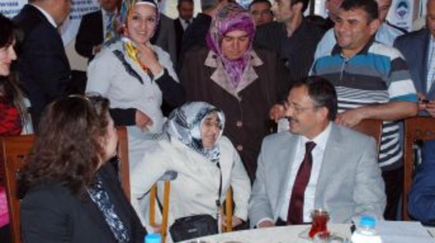 Erciyes&rsquo;te engelliler yemekte buluştu