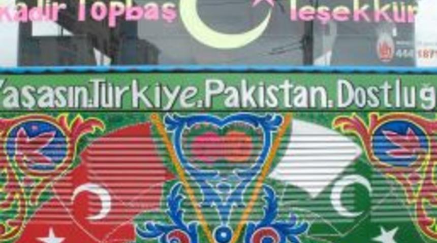 Kara&ccedil;i sanatıyla s&uuml;slenen otob&uuml;s, T&uuml;rkiye-Pakistan dostluğunu temsil edecek