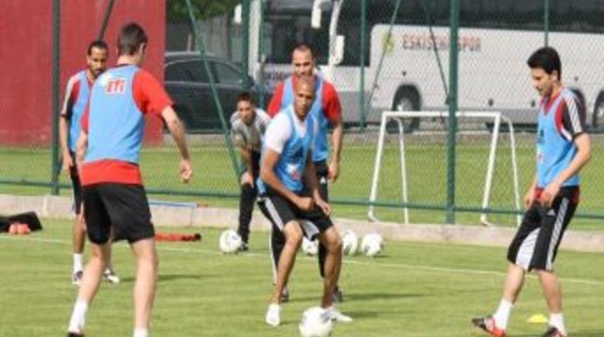 Eskişehirspor, son ma&ccedil;ı kazanmak istiyor