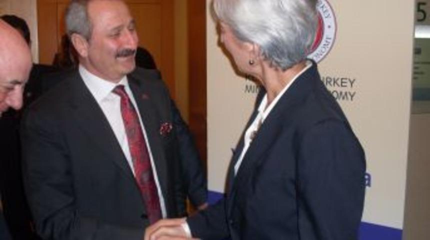 Ekonomi Bakanı &Ccedil;ağlayan, IMF Başkanı Lagarde ile g&ouml;r&uuml;şt&uuml;