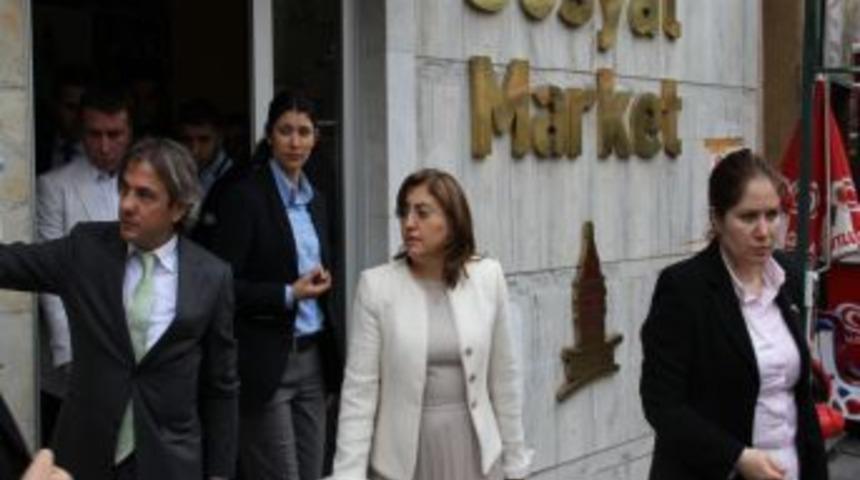 Bakanı Tanımayınca Belediye Başkanı Araya Girdi