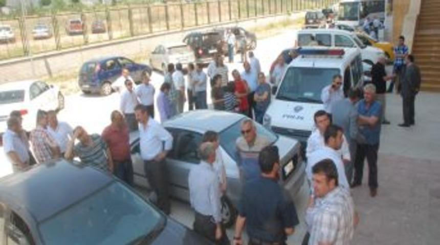 Chp'li Tezcan, G&ouml;zaltındaki Chp'li Başkanlarla G&ouml;r&uuml;şt&uuml;