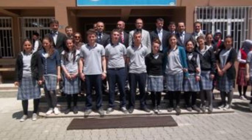 &Ccedil;amlıhemşin'de 'Gelecek Sizsiniz' semineri