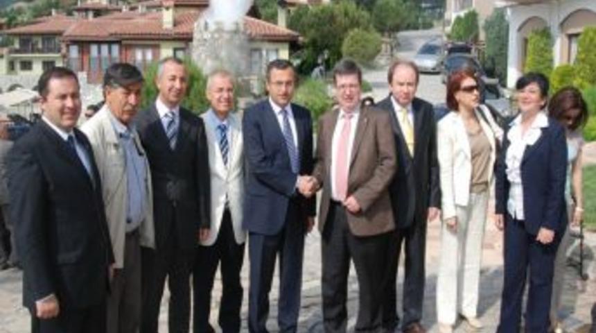 Almanlar Denizli&rsquo;de termal sağlık turizmi imkanlarını araştırıyor