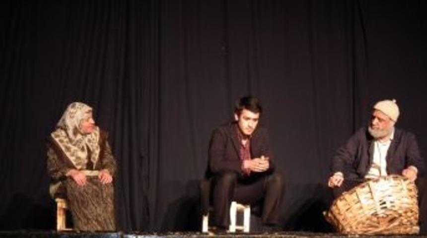 Tuna Boyu oyunu Mudanya'da ilgi g&ouml;rd&uuml;