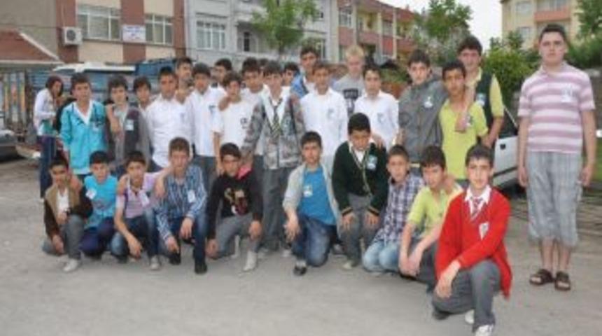 &Ouml;l&uuml; bulunan lise &ouml;ğrencisi toprağa verildi