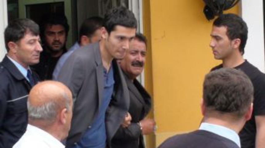 Eşini &ouml;ld&uuml;rd&uuml;ğ&uuml;n&uuml; itiraf etti