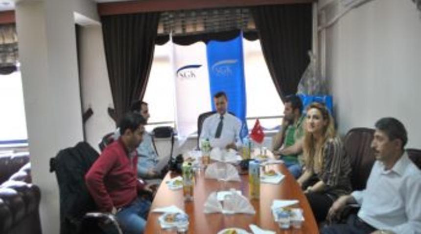 SGK Hakkari İl M&uuml;d&uuml;r&uuml; &Ouml;zdemir: Kayıtlı istihdamla birlikte kaynaklar da artacak