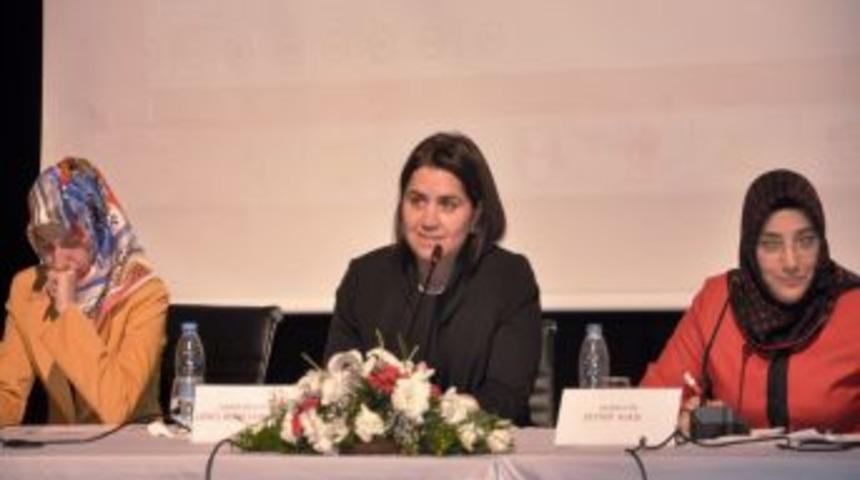 AK Parti&rsquo;den erken Anneler G&uuml;n&uuml; kutlaması