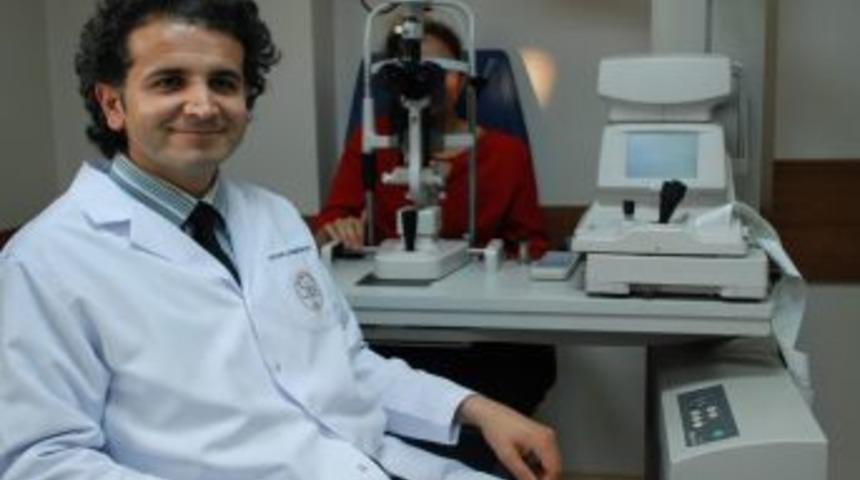 Sıcak Havalar G&ouml;z Hastalıklarını Tetikliyor