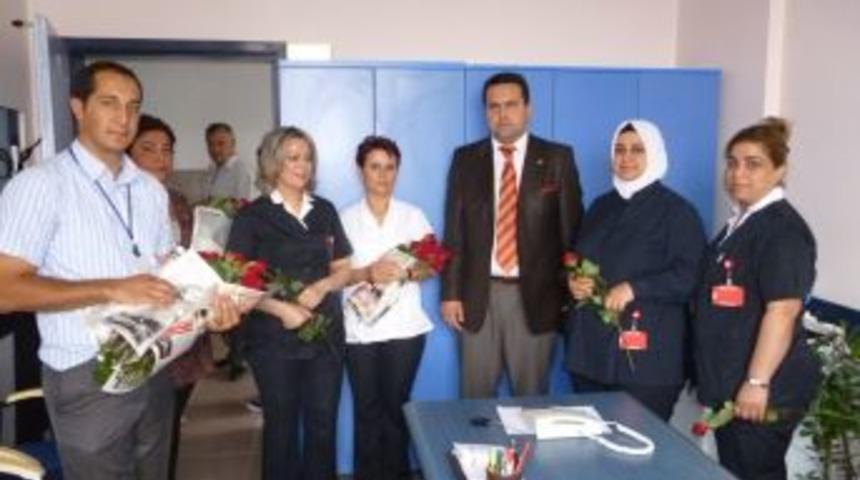 Sağlık-Sen'den &Ccedil;ifte Kutlama