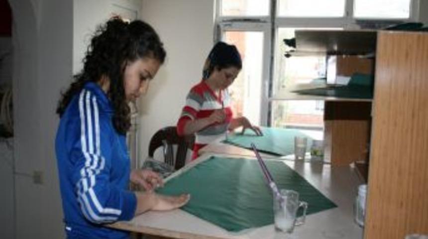 U&ccedil;an Fenerler Artık &Ccedil;in İşi Değil &Uuml;nye İşi