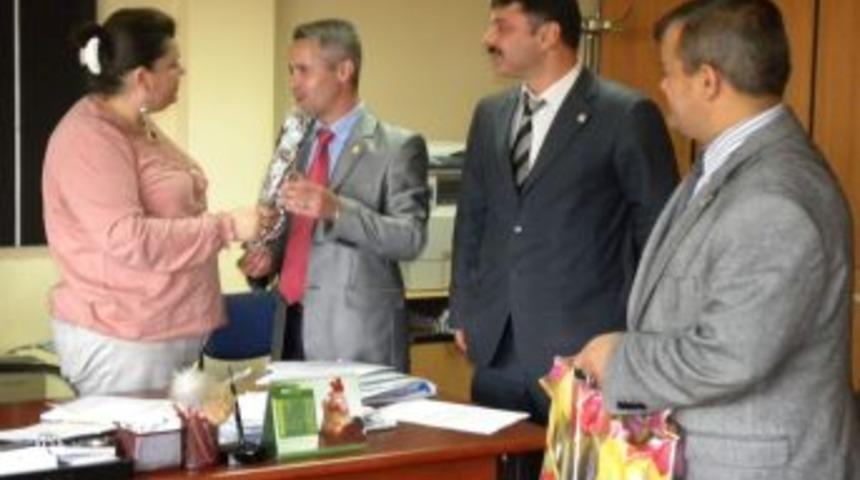 Bel-Bir-Sen &Ouml;zel İdarenin Annelerini Unutmadı