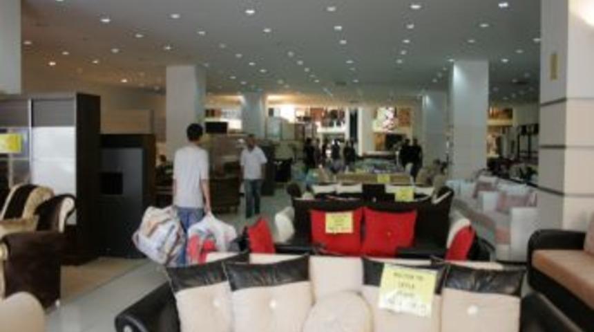 &lsquo;Batan&rsquo; fabrikaların malları kapanın elinde kaldı