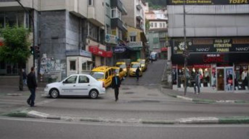Savcının Şof&ouml;r&uuml;ne Trafik Polislerinden Dayak İddiası