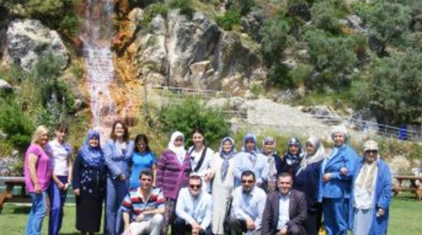 S&ouml;ke Kaymakamı Demirezer, şehit annelerini ağırladı