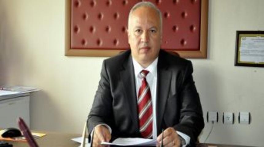 Dr.hakan Derici Hemşireler G&uuml;n&uuml;n&uuml; Kutladı