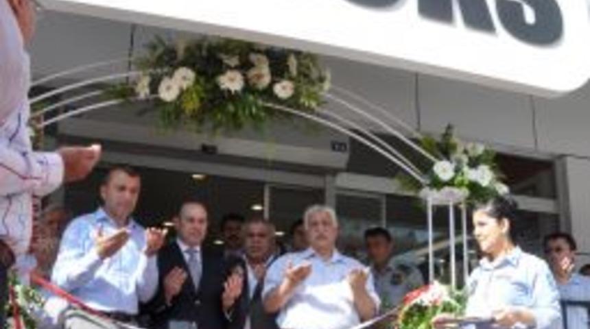 Bimeks, 61. şubesini anneler g&uuml;n&uuml;ne &ouml;zel y&uuml;zde 18 indirim ile a&ccedil;tı