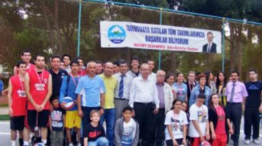 S&ouml;ke'de Streetball Turnuvası Sona Erdi