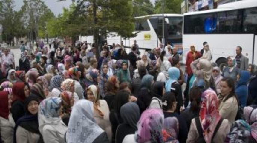Anneler G&uuml;n&uuml;nde &Ccedil;anakkale Gezisi