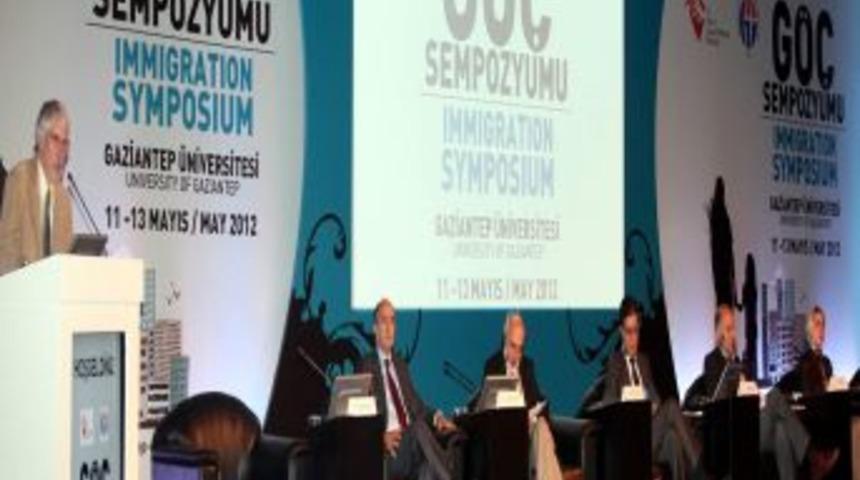 'avrupa'daki T&uuml;rk G&ouml;&ccedil;menler' Paneli