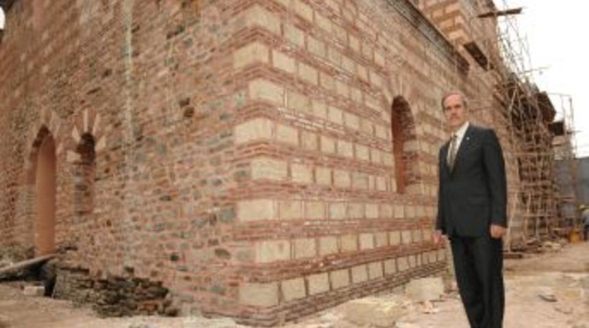 Kayhan Hamamı g&uuml;n y&uuml;z&uuml;ne &ccedil;ıktı