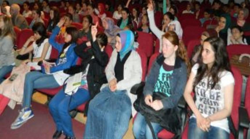 SBS adaylarına pozitif d&uuml;ş&uuml;nce semineri