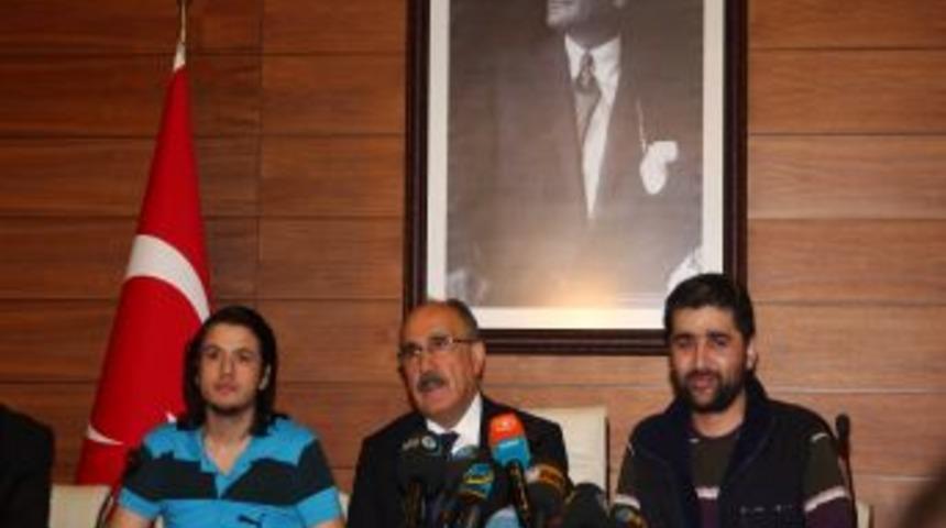 Serbest bırakılan gazeteciler yaşadıklarını anlattı
