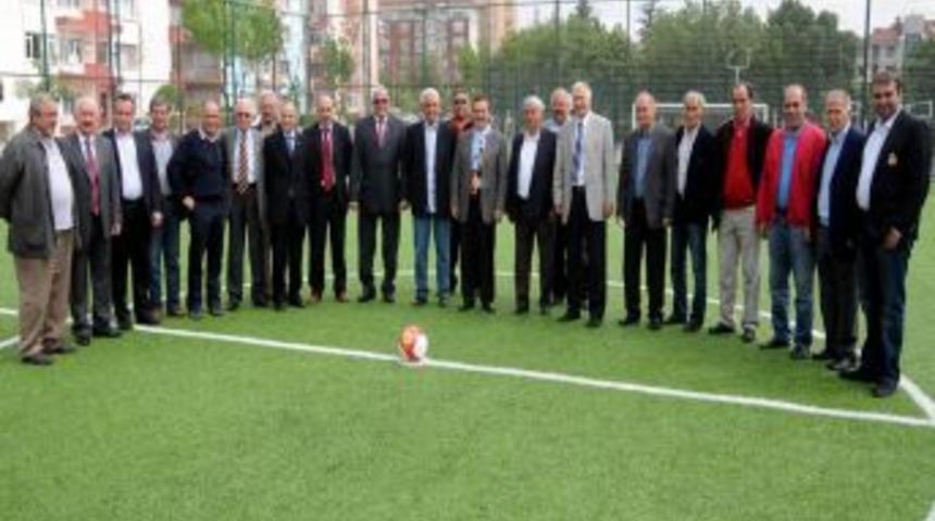 Tepebaşı Belediyesi Efsane Eskişehirspor'a Tesis Yaptı