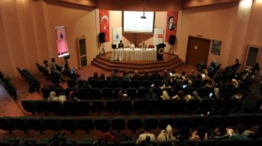 &lsquo;Medyada Gayrim&uuml;slim Algısı&rsquo; &ccedil;alıştayı devam ediyor