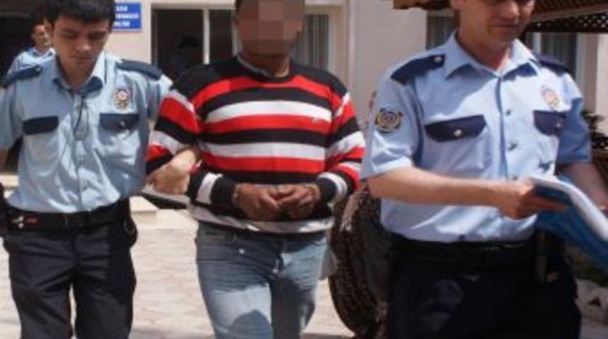 &Ccedil;aldıkları otomobili, yakıtının bitmesine kızıp yaktılar iddiası