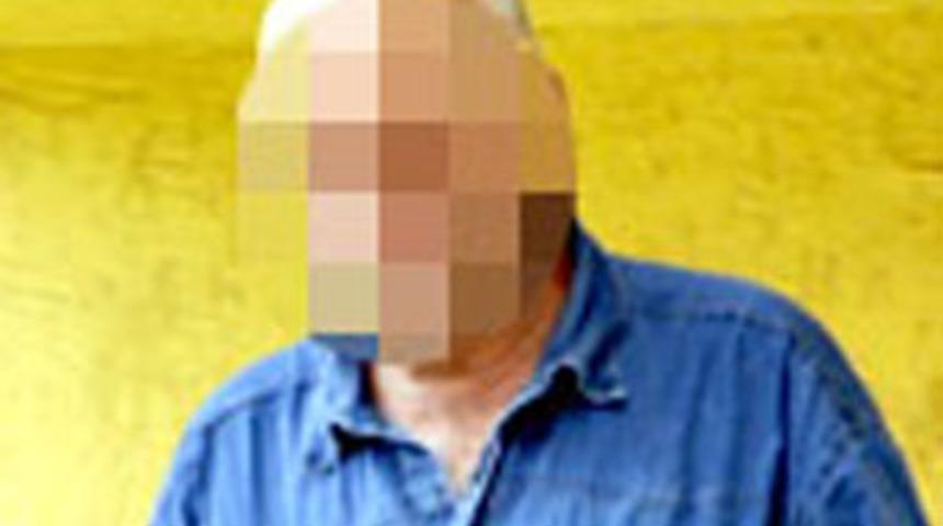 'Koca arıyorum' diyen eşini bı&ccedil;akladı