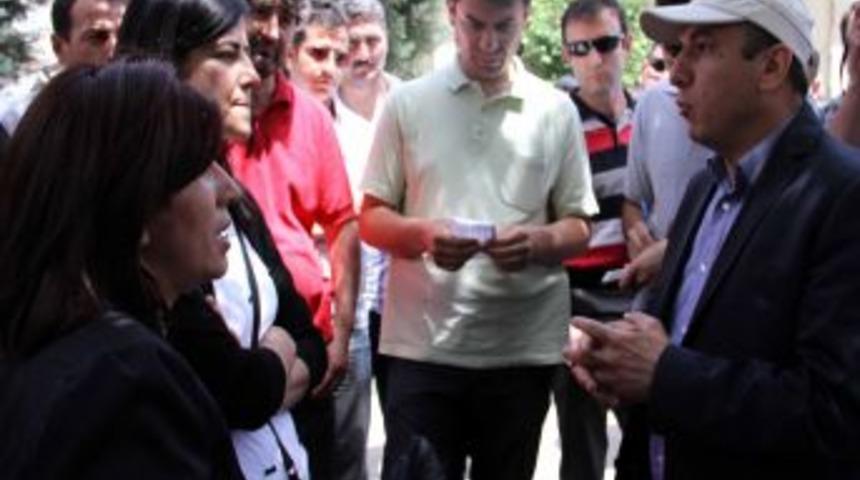 BDP, y&uuml;r&uuml;y&uuml;ş yapacak kalabalığı toplayamadı